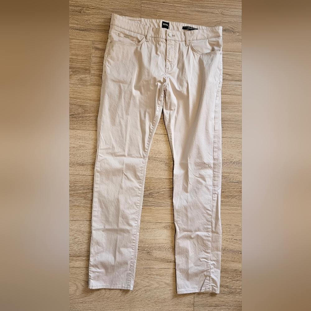 Hugo Boss Cream Chinos